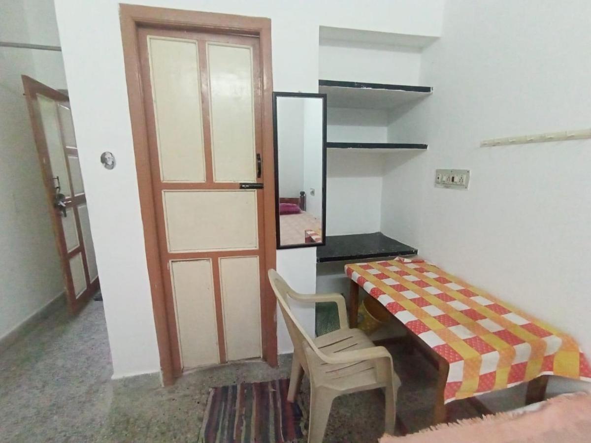 Sri Shankaraa Guest House Tiruvannamalai Exterior photo